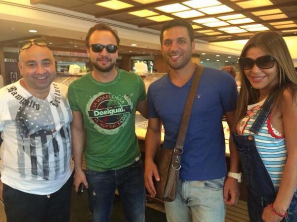 يمنى شيري مع مكسيم خليل وحسن الرداد في مطار بيروت