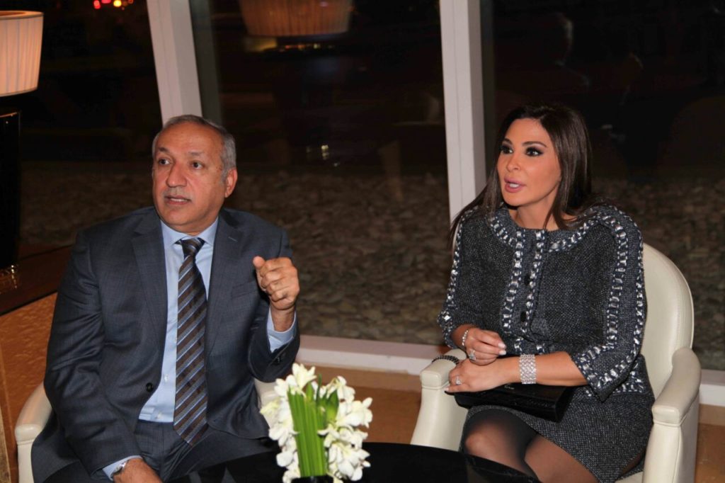  إليسا