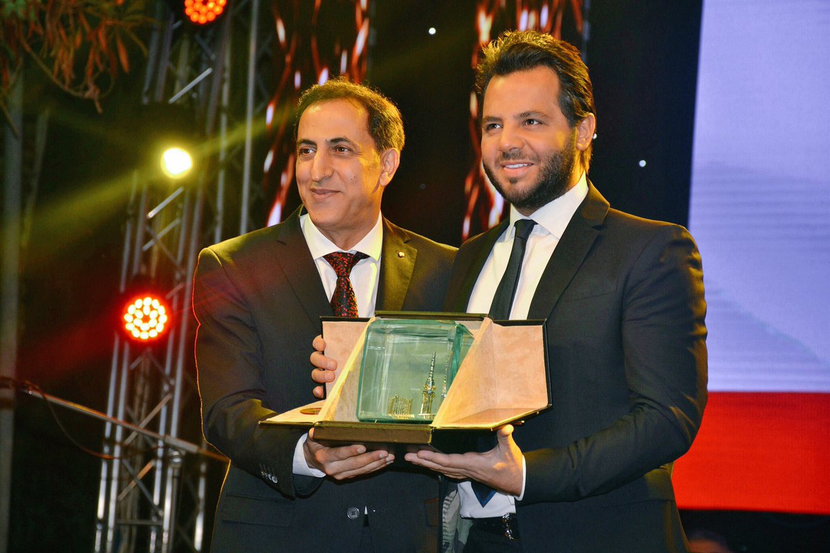 نيشان ديرهاروتيونيان